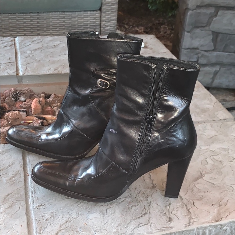 Black boots